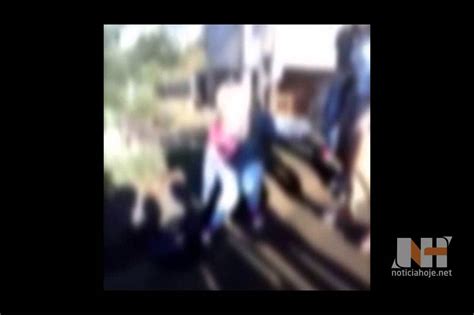 Vídeo Mostra Menina Sendo Espancada Em Briga Na Rua Youtube