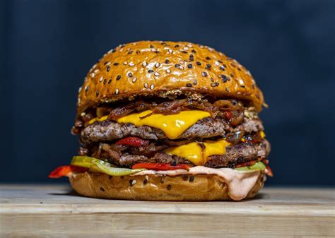 Cuál es la MEJOR carne para hamburguesas según la Profeco CHIC Magazine