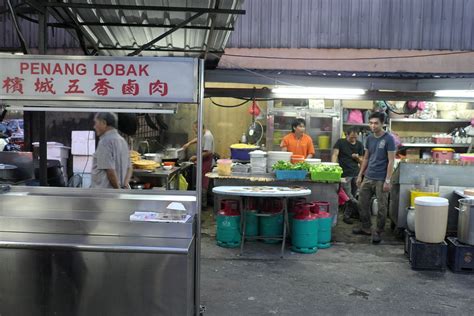 With so many options, how can anyone choose? JE TunNel: Hokkien Mee, Wantan Mee & Penang Lobak ...