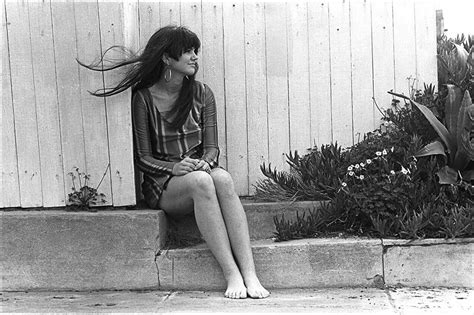 Review Linda Ronstadt The Sound Of My Voice Is Warm Npr
