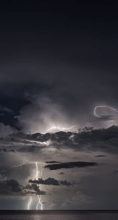 Customize and personalise your desktop, mobile phone and tablet with these free wallpapers! Pin by Nitzan Khalifa on photos for my room | Lightning ...