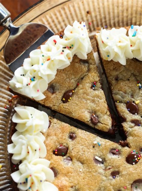 The Best Chocolate Chip Cookie Cake Blogpapi