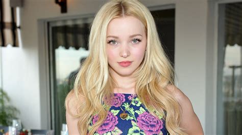 Dove Cameron Almost Quit Disneys ‘liv And Maddie Teen