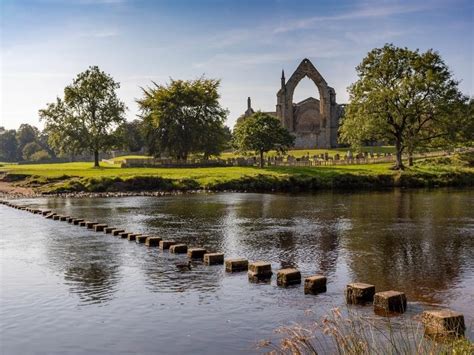 Yorkshire Travel Guide Essential Tips Itineraries And Map