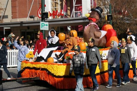 Marching Bands Floats And Dancers Headline Annual Thanksgiving Parade