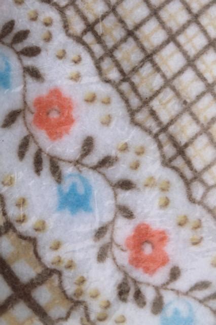 70s Vintage Blanket W Retro Country Charm Calico Patchwork Quilt Print