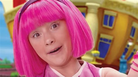 Lazy Town En Español Tomese Unas Vacaciones Video Musical Youtube