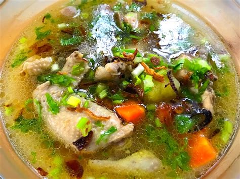 Yuk, coba resep sayuran yang nggak membosankan ini! Resepi Sup Ayam Lobak Putih - Surasmi F