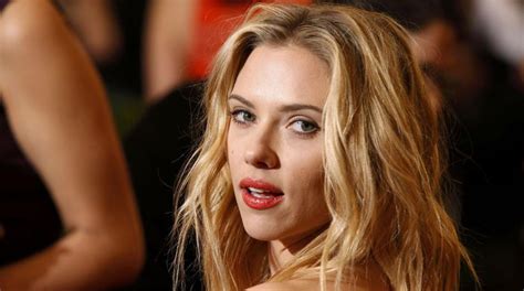Scarlett Johansson Sus Cambios De Look A Lo Largo Del Tiempo Luces