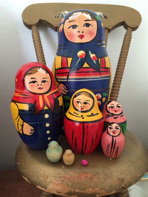 set of 8 russian nesting dolls zagorsk russia matryoshka etsy nesting dolls russian nesting