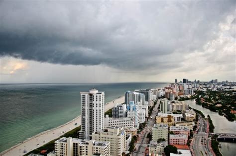 Beach City Florida Floride Miami Ocean Sea Usa Architecture
