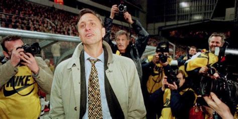 40 anys de johan cruyff a catalunya. Mort d'un cancer des poumons, Johan Cruyff était autant ...