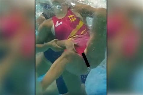 Water Polo Babe Suffers Ultimate Camel Toe Wardrobe Malfunction After