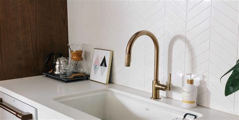 If you are keen on aesthetics, touchless kitchen faucets come in varying finishes like stainless steel, chrome, and zinc alloy. Pin on Kitchen