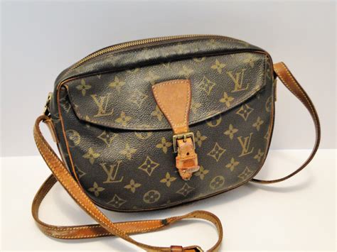 Louis Vuitton Cross Shoulder Bag Mens