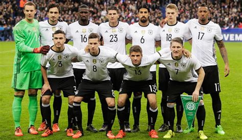 Deutschland hat sich bei der em 2020 zurückgemeldet und gegen titelverteidiger portugal 4:2 gewonnen. EM 2016, Gruppe C