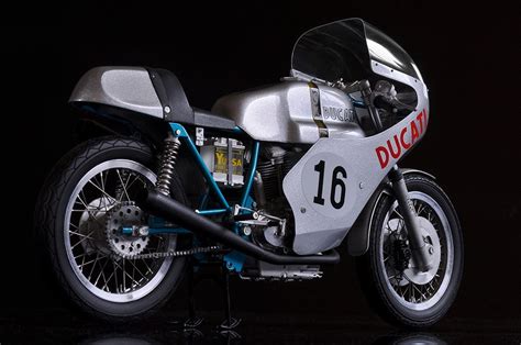19 Ducati 750 Imola Racer 1972 Imola 200 Mile Winner 16 Paul Smart9