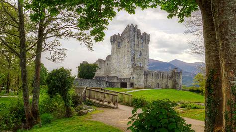 Ross Castle Travel Guide And Map Nordic Visitor