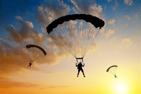 Parachuting Vs Skydiving The Differences Explained