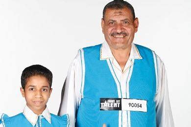 الموقع الرسمي للشيخ محمد صالح المنجد يحوي جميع الدروس العلمية والمحاضرات والخطب والبرامج التلفزيونية للشيخ. كمال المصري: تقليد محمد لي... أودى بحياته | الشرقية توداي