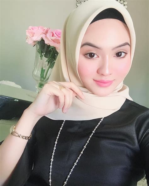 gambar mungkin berisi 1 orang kecantikan jilbab cantik wanita free nude porn photos