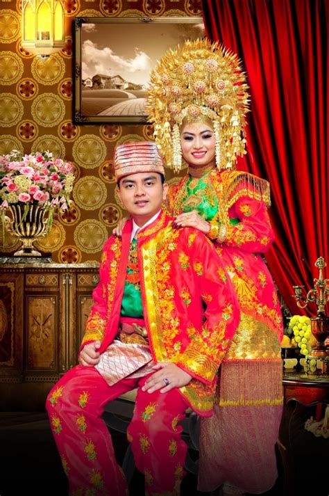 Baju Adat Minang Kabau Anak Daro Jo Marapulai So Amazing Traditional Outfits Gown