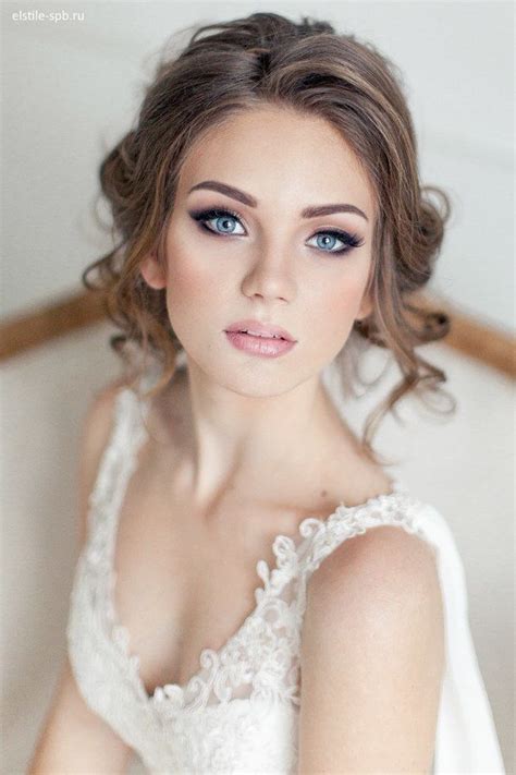 20 Perfect Bridal Hairstyles For The Wedding Day The Xerxes