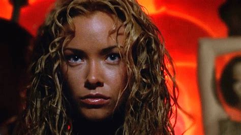10 Sexy Aliens In Movies Of All Time Teammovies