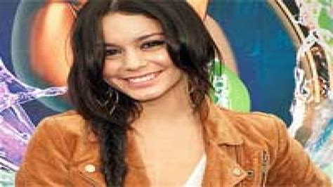 Vanessa Hudgens Falls In Love With A “she”