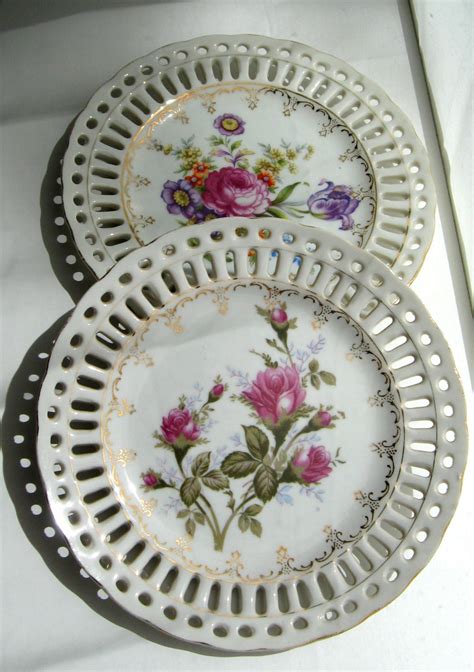 Porcelain Wall Plates Vintage 50s Japan Home Decor Roses