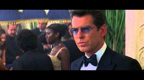 Bond Uses The X Ray Glasses [james Bond Semi Essentials] Youtube