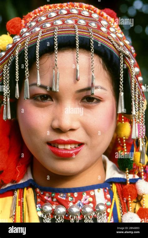 Burma Myanmar Lisu Woman In Traditional Costume Manhkring