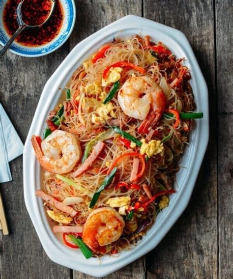 Singapore Noodles Singapore Mei Fun The Woks Of Life