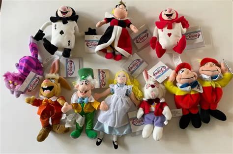 THE DISNEY STORE Alice In Wonderland Set Of 10 Bean Bag Plush Toys NWT