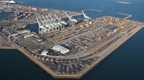 Stability Predicted For American Port Traffic