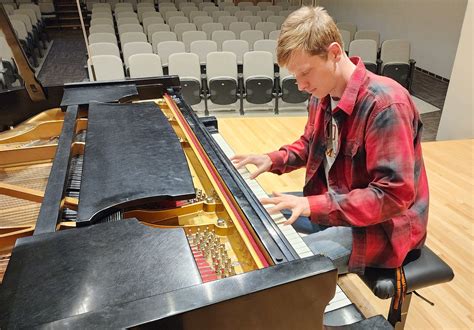 Composing Christmas: Concordia College grads create music for the