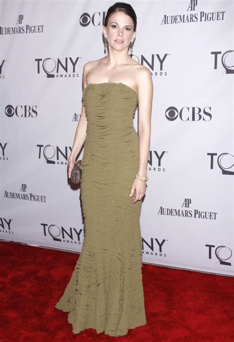 Sutton Foster Picture 18 The 65th Annual Tony Awards Arrivals