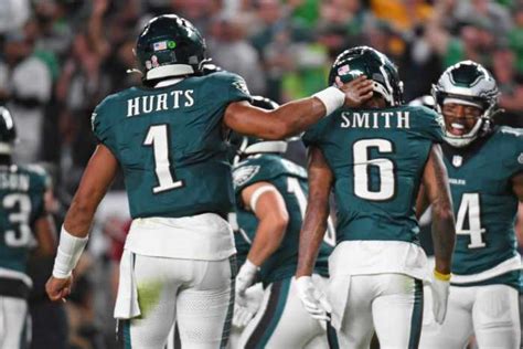 Philadelphia Eagles Defense Shines Saquon Barkley And Devonta Smith