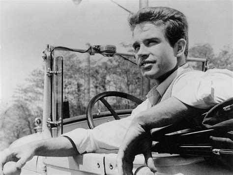 Life Story And Photos Of Young Warren Beatty One Of The Most Charming