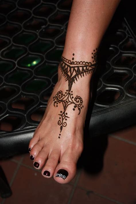 Feet And Ankles Brooke Harker Foot Henna Henna Style Tattoos Henna