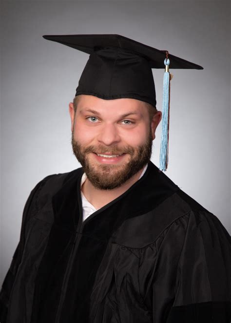 Graduate Post Graduate And College Student Portraits Bostonportrait