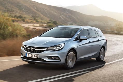 Neuer opel astra kombi 2021. GMC RENT wypożyczalnia samochodów » Opel Astra Kombi