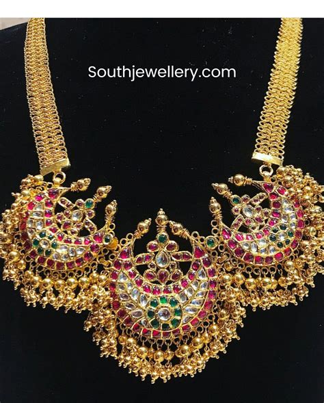 Traditional Gold Necklace Indian Jewellery Designs