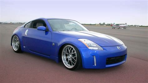 Sensual lines, dynamic profile, sculpted sides and new full led signature lighting. What's the best color in 350Z? - Page 2 - MY350Z.COM ...