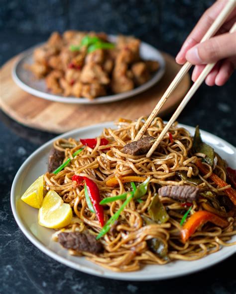 Chinese Beef Chow Mein Recipe Hungry For Goodies Hungry For Goodies