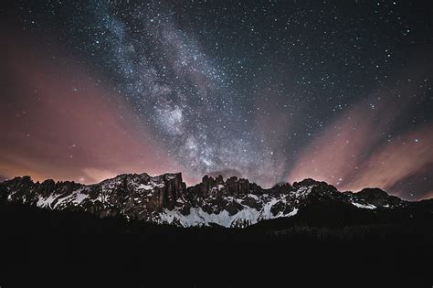 Snow Covered Mountain Under Starry Night Hd Wallpaper Peakpx