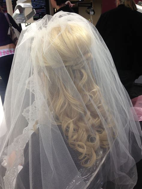 Love The Hair Gorgeous Veil Bride Wedding Hair Beautiful Bride
