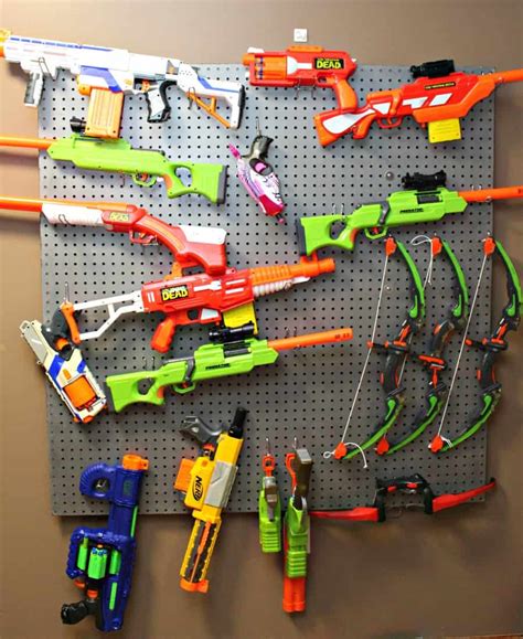 This method is also perfect for storing other toys that can be placed on hooks. How To Build A Nerf Gun Wall {With Easy to Follow ...