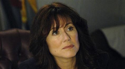 Mary Mcdonnell Vault Laura Roslin Mother Of Humanity How