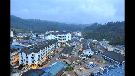 Tourist attractions within walking distance from the hotel include butterfly garden and butterfly farm while brinchang town is less than five minutes away by car (if traffic is. Cameron Highland Town View from Hotel Star Regency - YouTube